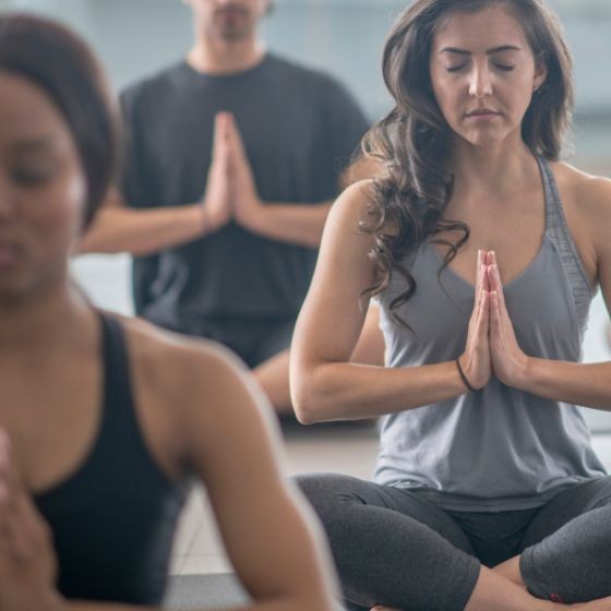 Abonnement Yoga - 1 Mois ou 1 an - 1 cours par Semaine • Santokh Kaur