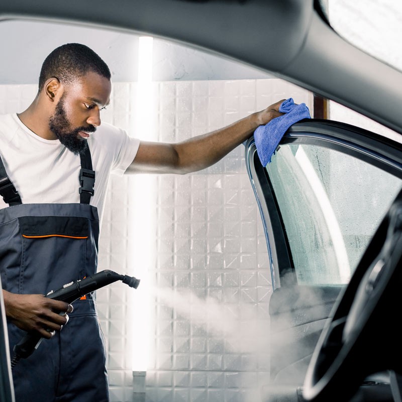 A domicile • Une voiture propre et nette avec le lavage auto flash • Twincar Garage Mobile