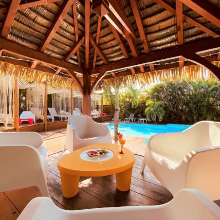 Tropicana Suites****, votre Journée détente avec piscine...