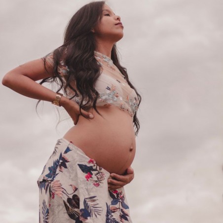 Massage pour femme enceinte : Un instant bien-être dédié aux futures mamans • NIRVANA AYURVEDA