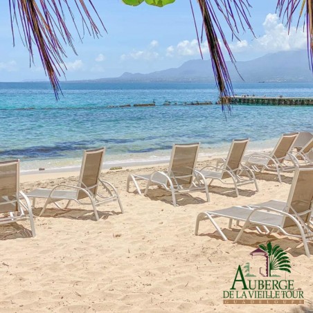 Escapade pour 2 personnes avec petit-déjeuner • Auberge de la vielle tour**** - 2N, Pri