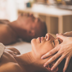 En Duo ⦁ Détente au bord de l'eau ⦁ Massage, collation, soin visage, atelier, relaxation, cadeau ⦁ AQUA ZEN SPA