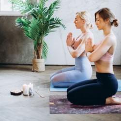 1 mois de Yoga OU de méditation • Santokh Kaur -2