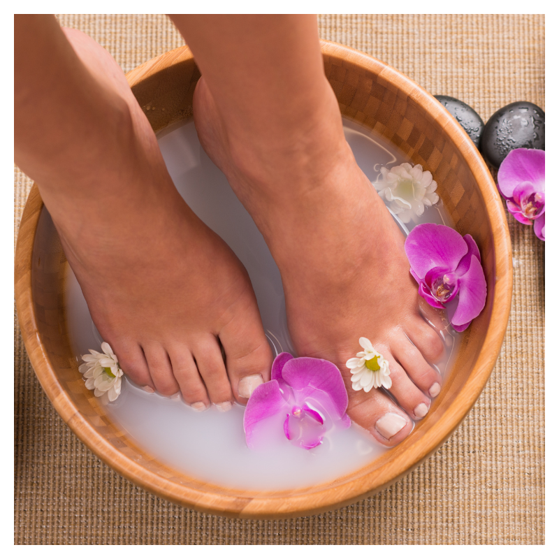 Beauté des pieds pour la Fête des Mères complète avec vernis semi-permanent • MAGUY'L Beauté