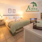 Day Use de 8 à 18h - Chambre Double Junior, Petit-déjeuner inclus, kit rentrée scolaire offert • Auberge de la vielle tour****