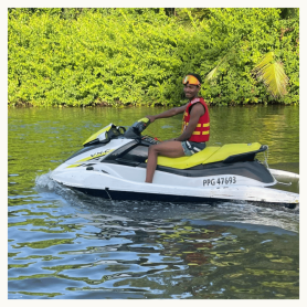 Jet ski - Randonnée 1 heure - Gosier ou Port-Louis • Jet adventure Jet ski - Randonnée 1 heure - Gosier ou Port-Louis • Jet adventure