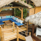 Pass POOL AND BREAKFAST • TROPICANA SUITES****